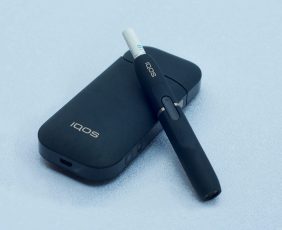 iqos vaping设备